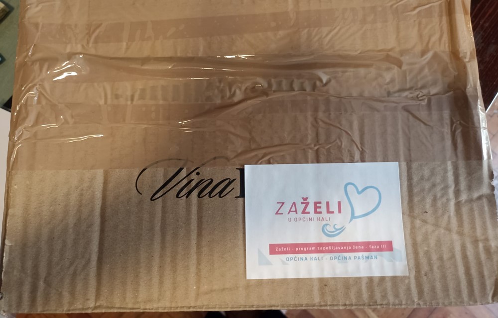 zapakirano-zazeli-1000x640.jpg